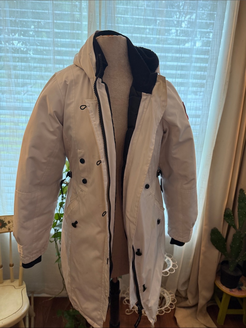 Canada Goose White Hooded Puffer Parka with Black Trim